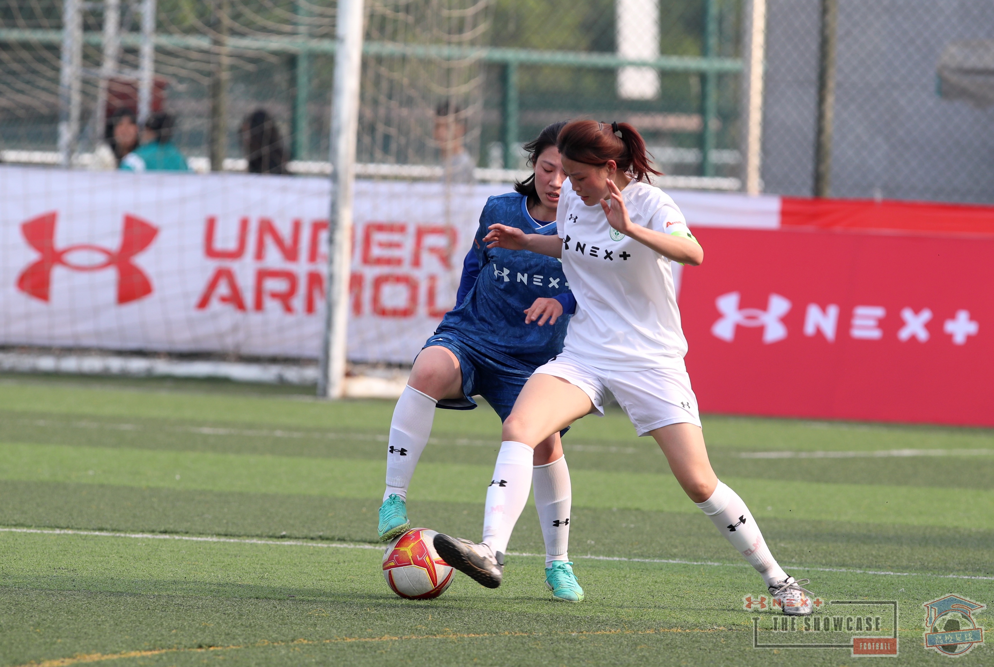 硝烟弥漫女足战场：国际比赛场上国家女队勇猛作战的简单介绍