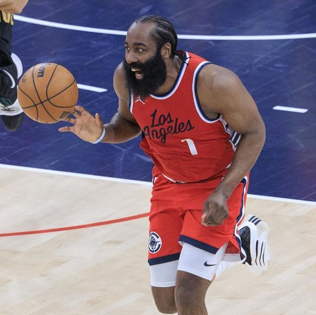 火箭逆袭！哈登砍下40分逆转尼克斯